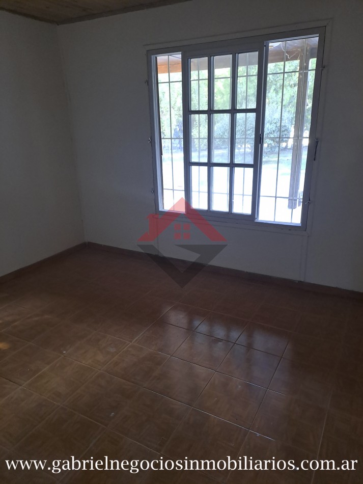 Casa 3 Dormitorios - Calle Balsovino Rios 