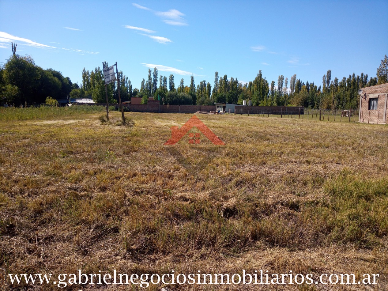 Terreno en calle Pedro Aravena