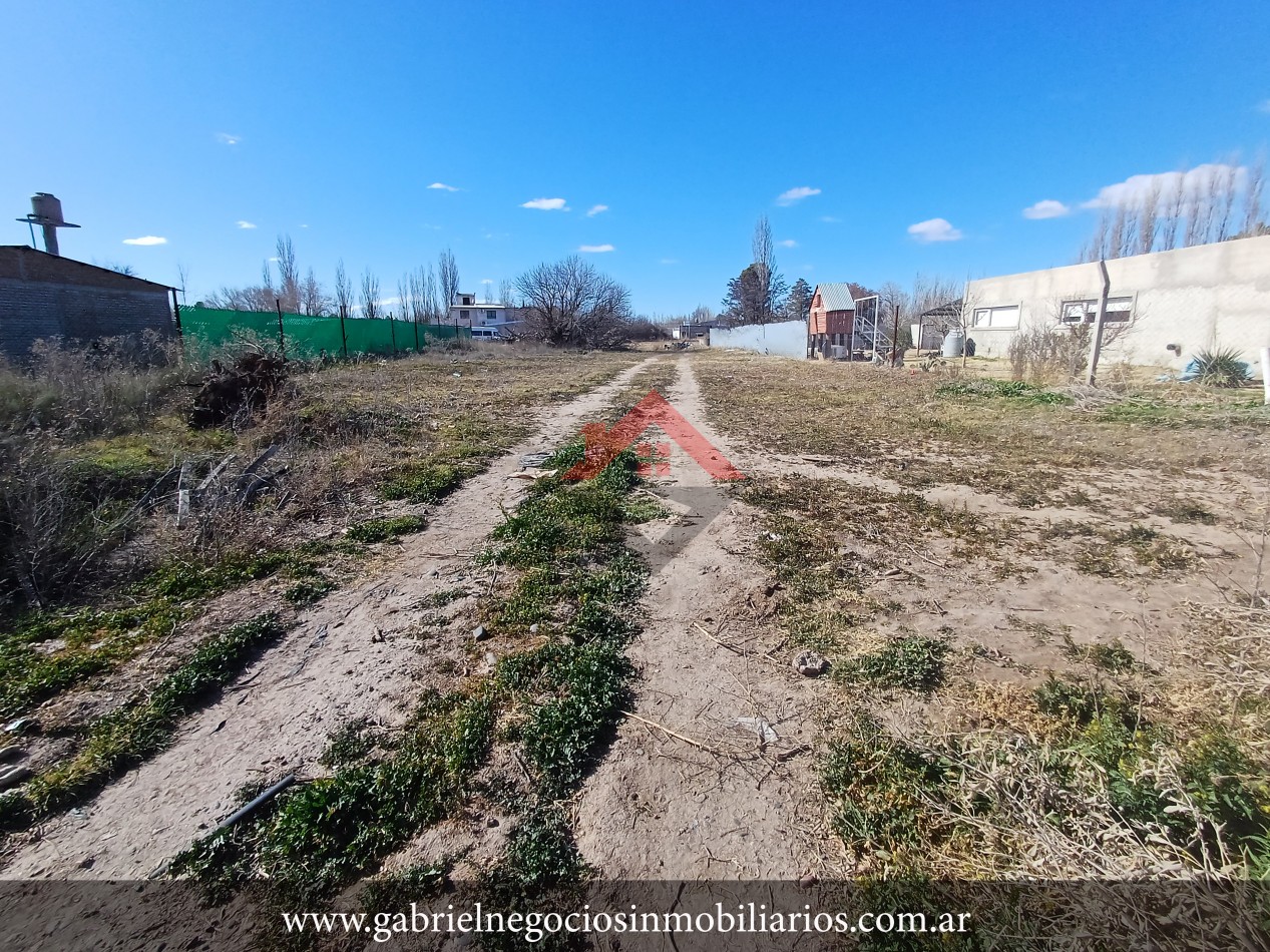 Terreno en Venta - Calle Rosa Molina