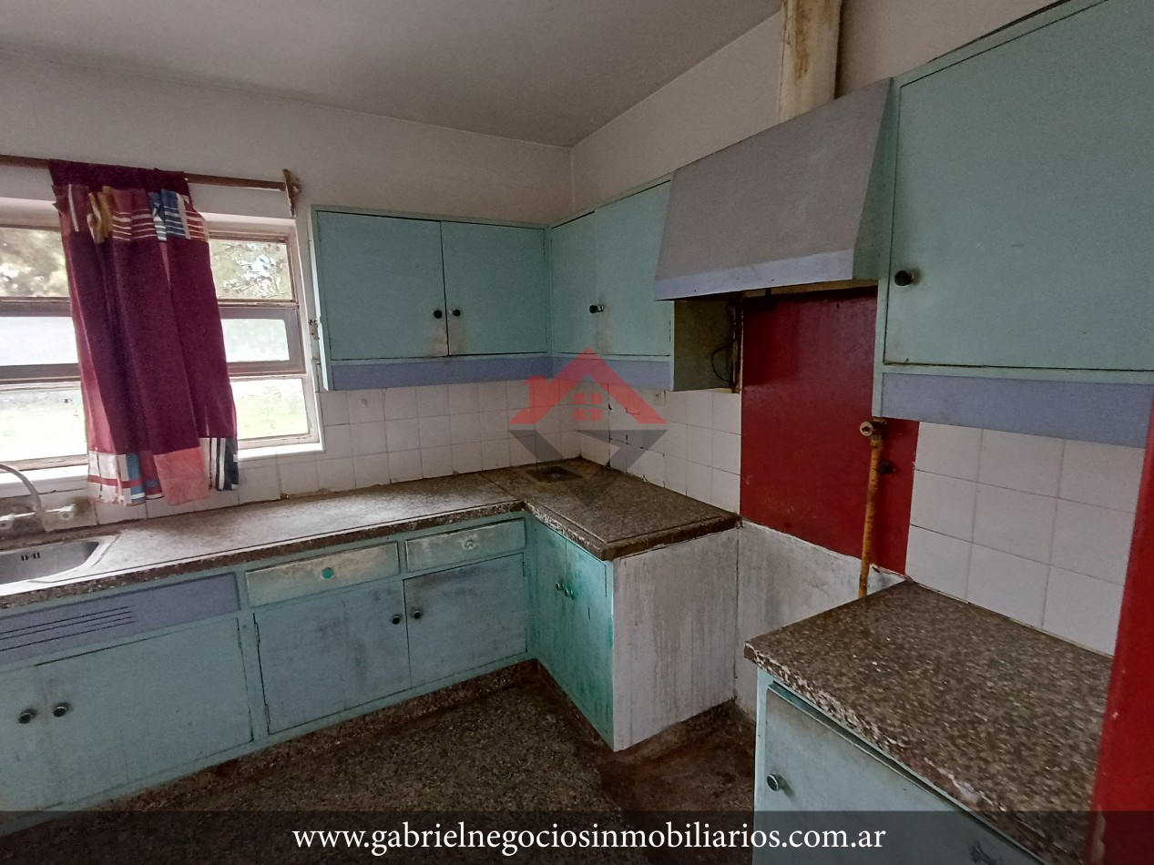 Venta casa en calle Arata