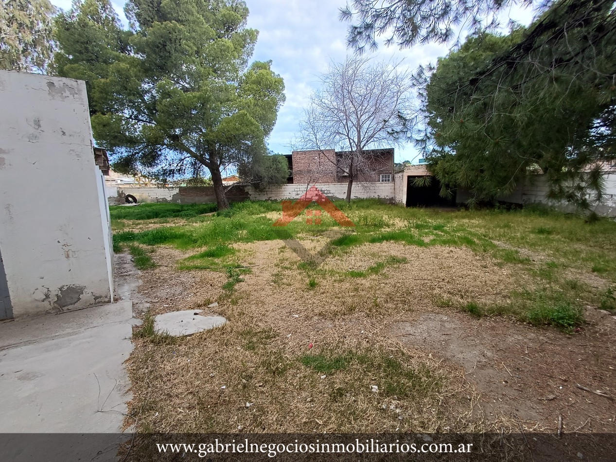 Venta casa en calle Arata