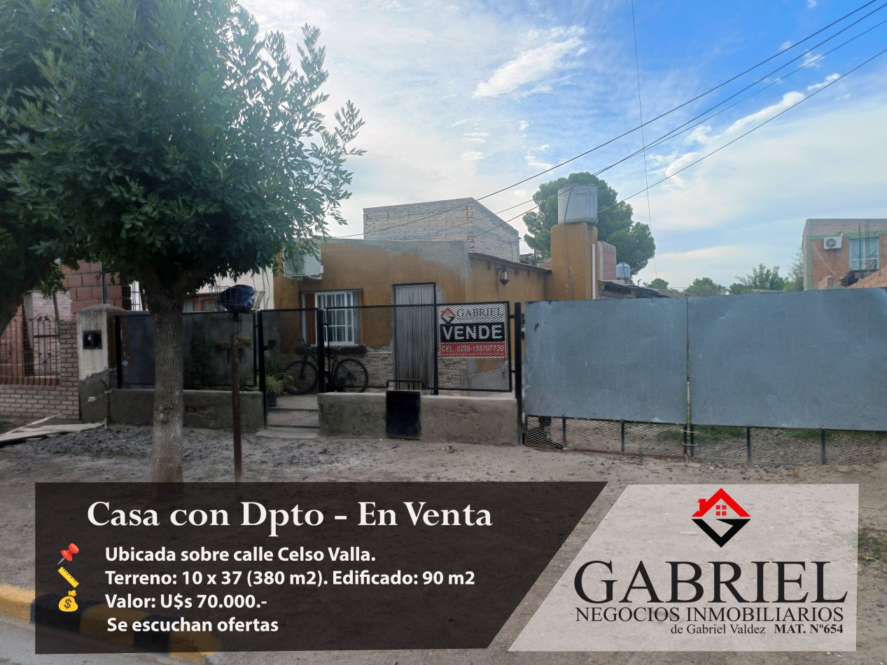 Casa con departamento - En Venta