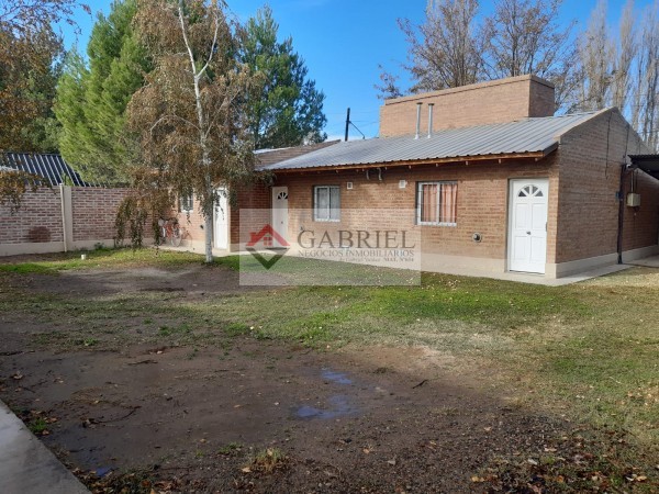 Se vende COMPLEJO de 7 departamentos - PLOTTIER